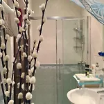 בית אירוח Spacious Private 5 Minutes From Malta Airport Private Bathroom Kitchen Access Quiet Area Friendly Labrador Candy *