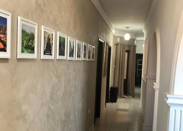 Spacious Private Room 5 Minutes From Malta Airport Private Bathroom Kitchen Access Quiet Area Friendly Labrador Candy Δωμάτια σε οικογενειακή κατοικία Safi